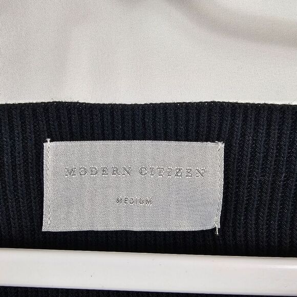 Modern Citizen Ribbed Knit Long Sleeves Sweater in Black - Size M - Picture 2 of 11